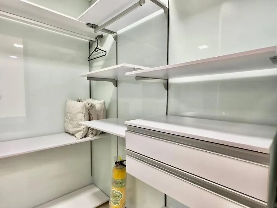502 El Poblado: Beautiful & Ample Space For Families Medellín Apartamento