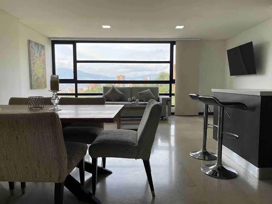 502 El Poblado: Beautiful & Ample Space For Families Medellín Apartamento